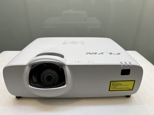 Flyin 5000 ANSI Lumens 3LCD เลเซอร์โปรเจคเตอร์ WUXGA Native Support 4K Short Throw HDBaseT การศึกษาการแผนที่ 3 มิติ