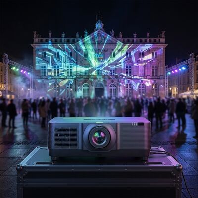 เลเซอร์ 3LCD 20000 lms 1920*1200 โปรเจคเตอร์ภายนอกสถานที่ขนาดใหญ่ 3D แผนที่ที่สอดคล้อง