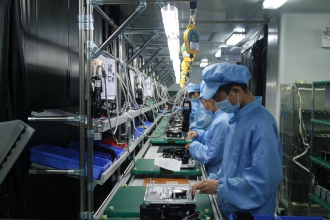 Flyin 2025 โปรเฟชั่นแนล 3LCD 4K เลเซอร์โปรเจคเตอร์ 7200 Ansi Lumens Ultra Hd 3840x2160 ความสว่างสูง สําหรับการศึกษาธุรกิจ สถานที่ใหญ่ ห้องเลี้ยง สถานที่ 16